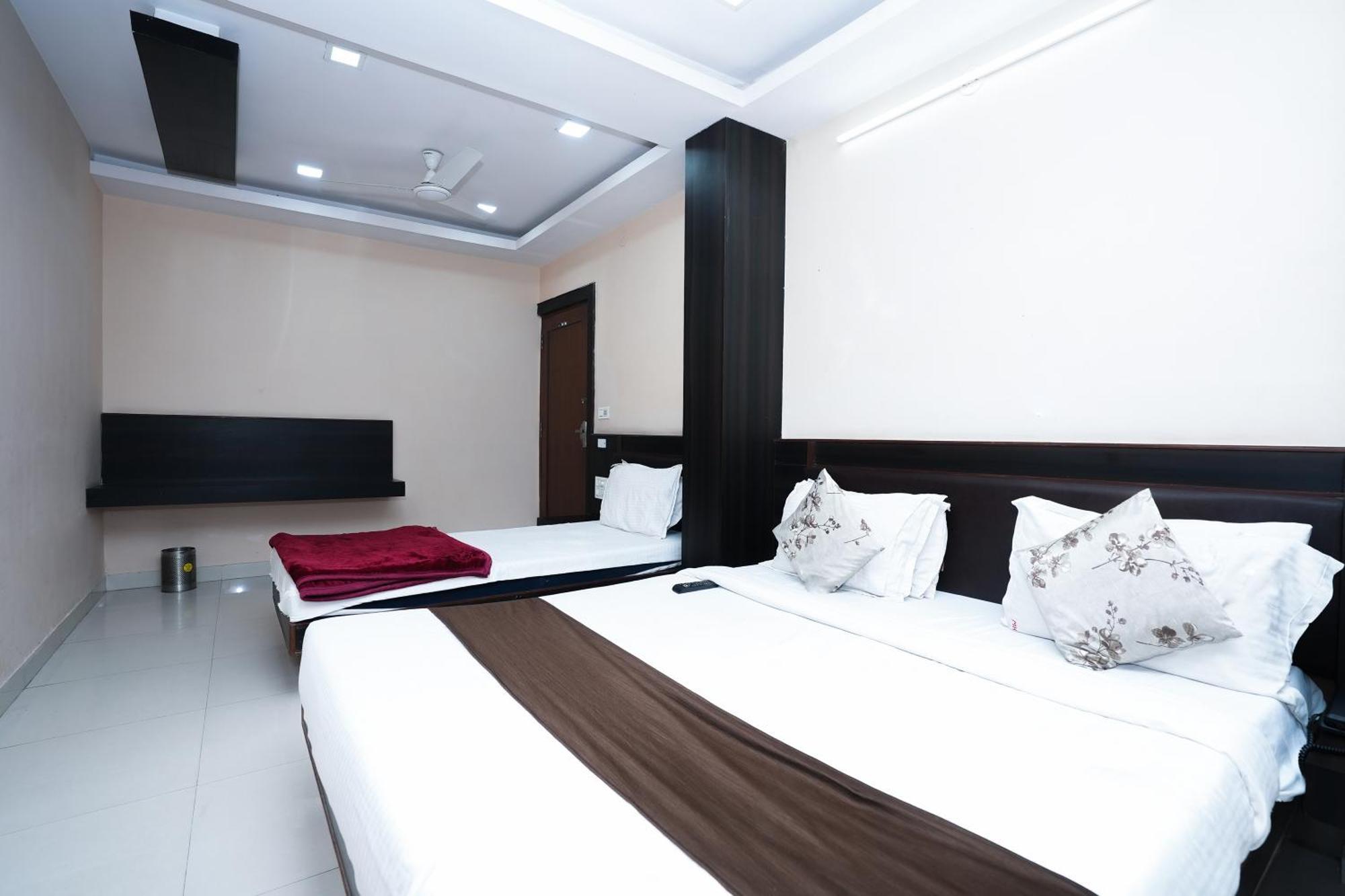 Hotel Madurai Near Central Bus Stand, Удайпур Екстериор снимка