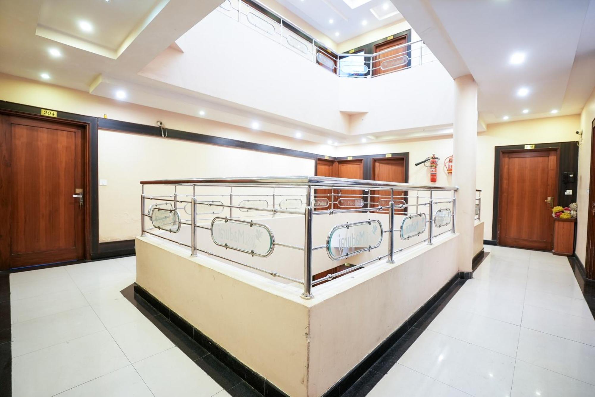 Hotel Madurai Near Central Bus Stand, Удайпур Екстериор снимка
