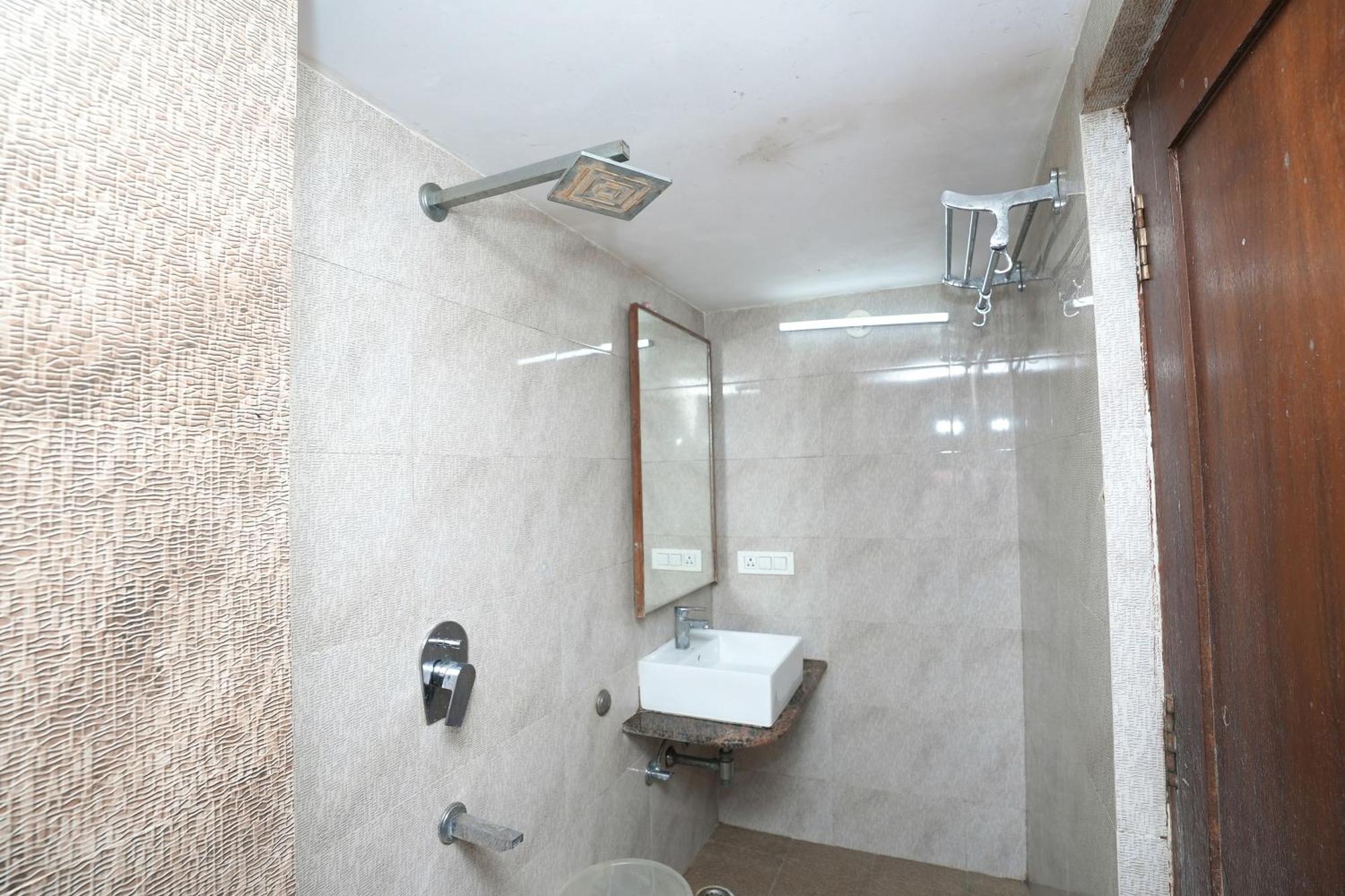 Hotel Madurai Near Central Bus Stand, Удайпур Екстериор снимка