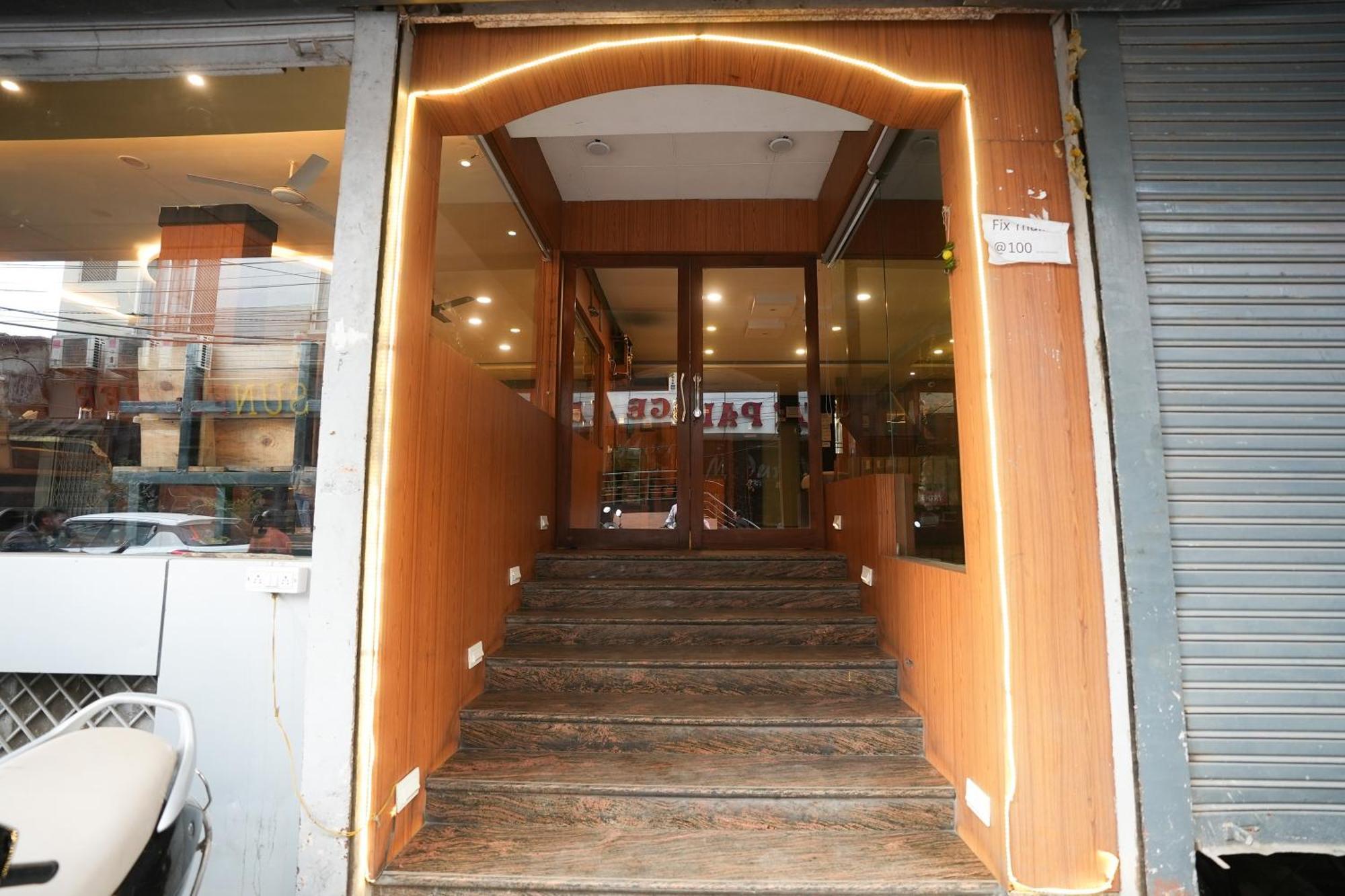Hotel Madurai Near Central Bus Stand, Удайпур Екстериор снимка